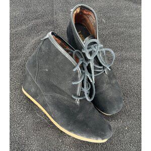 Mad Love Womens Black Suede-Like Wedge Ankle Booties